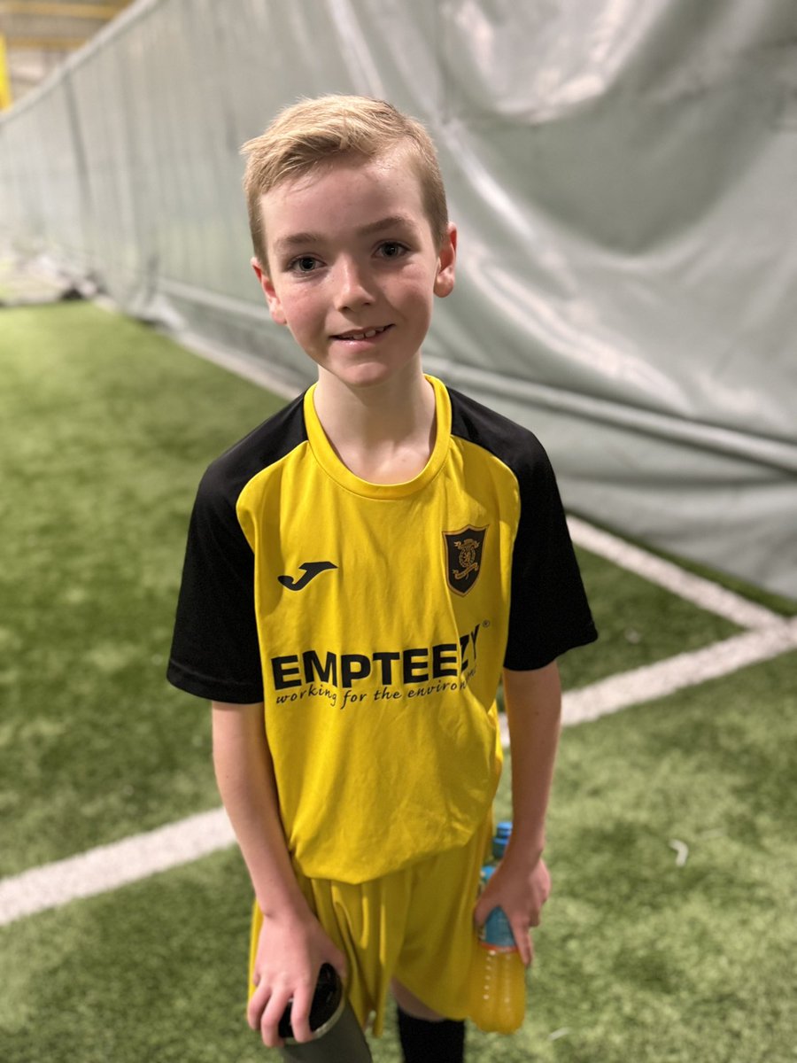 Laura Gribben tweet media