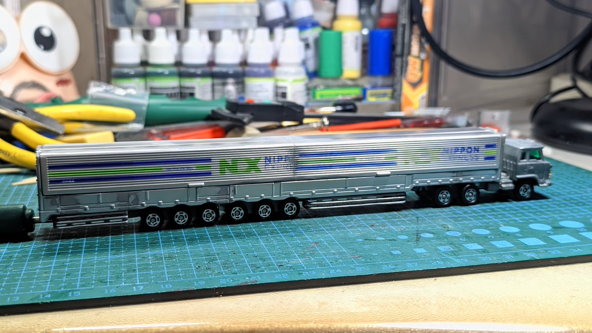 a552410496's tweet photo. 多美达特大型鸥翼门卡车改造中…… #tomy #tomica  #トミカ #トミカ改造 https://t.co/Qhnf7LGe9y