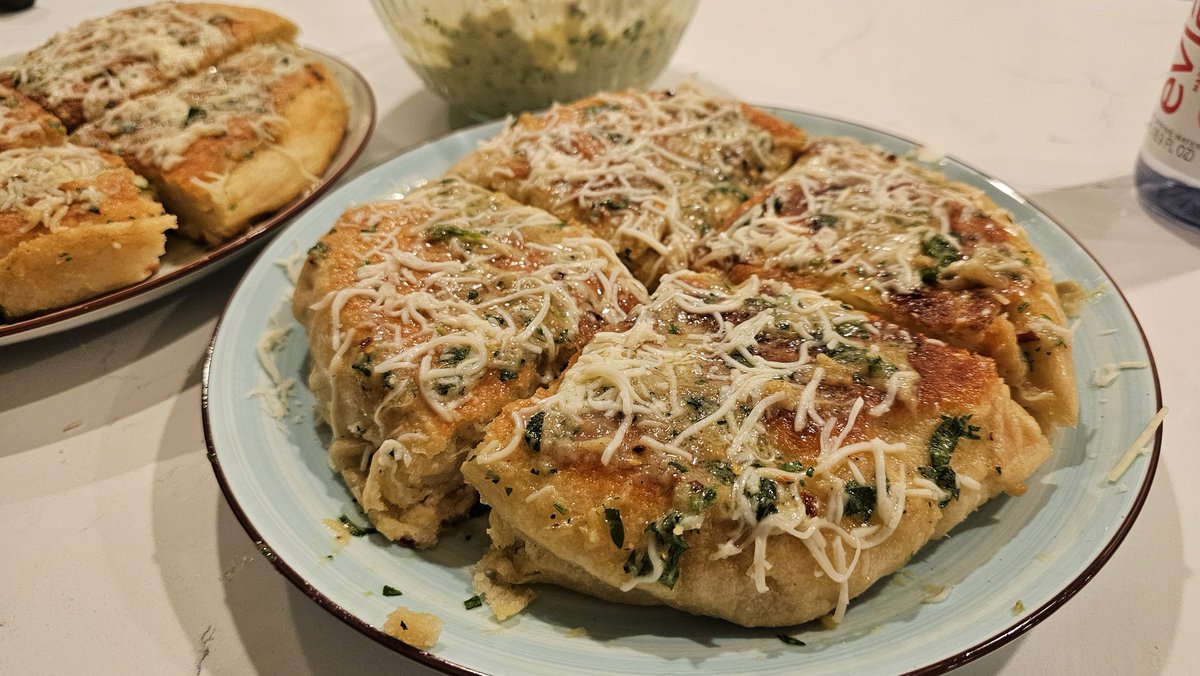 Eating GOOD tonight so I can feed My toilet tomorrow morning 😋