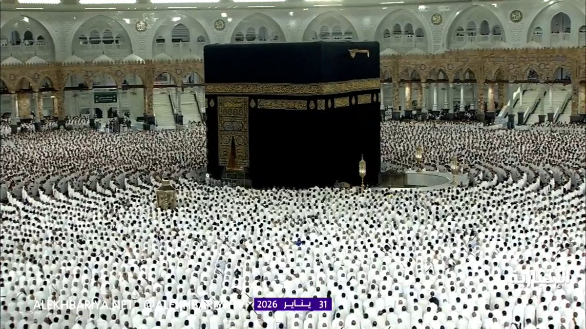 "قد فصلنا الآيات لقوم يعلمون"... القرآن الكريم جنة الله في أرضه.. تلاوة شجية من سورة الأنعام خلال أداء صلاة الفجر بصوت الشيخ بندر بليلة 