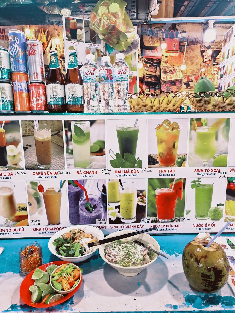 tahakias's tweet photo. Eating Pho in Vietnam taste yummiest and making me craving for more food https://t.co/naCIbOa8gn