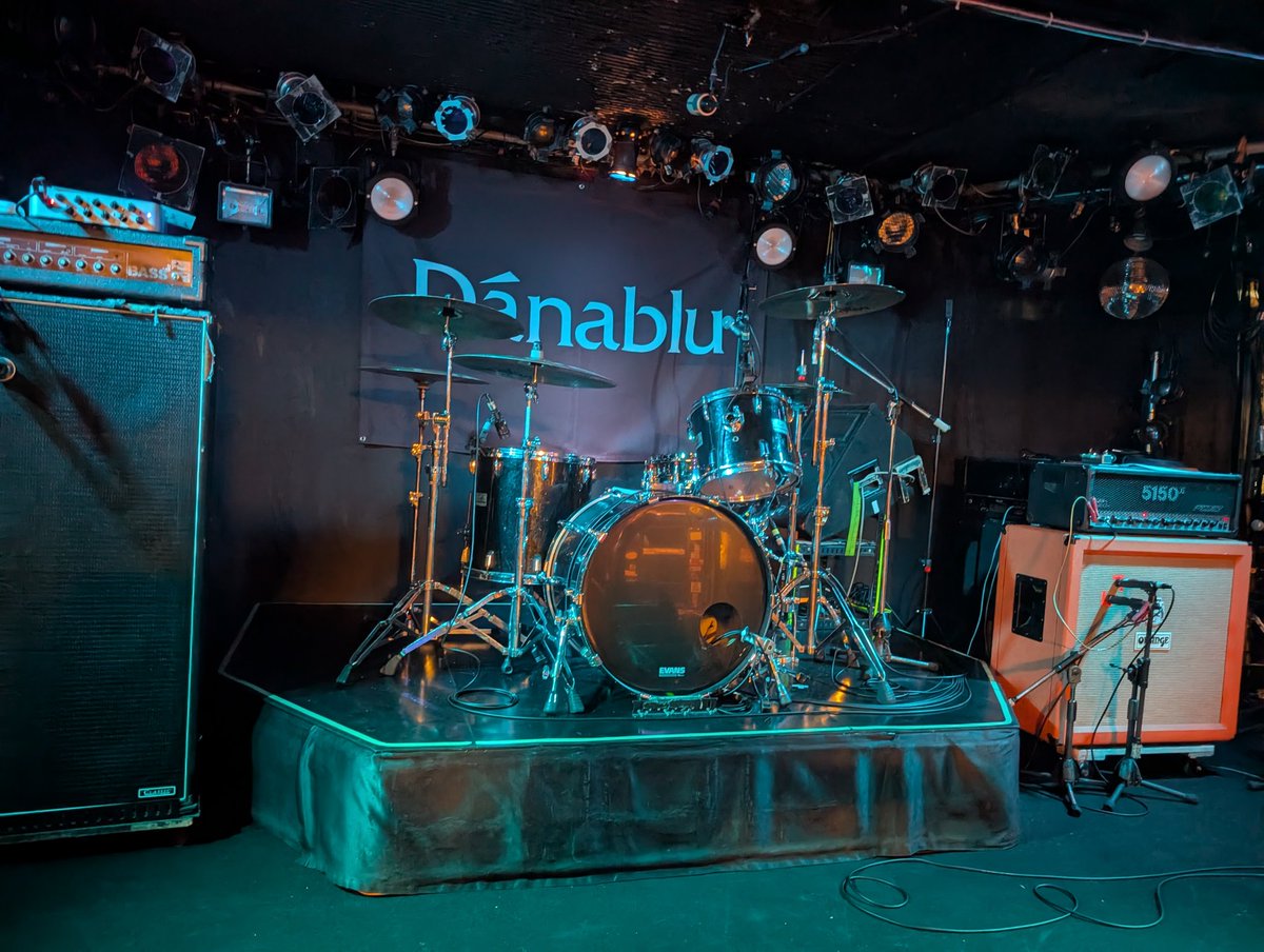 arurunka's tweet photo. 何人だろうがちゃんとライブハウス
#ダナブル
#OWL
#wtskz
#マリツー
#シャツイン
#やる気が違う
#大好きな箱千葉LOOK https://t.co/K8DfQ2Og3D