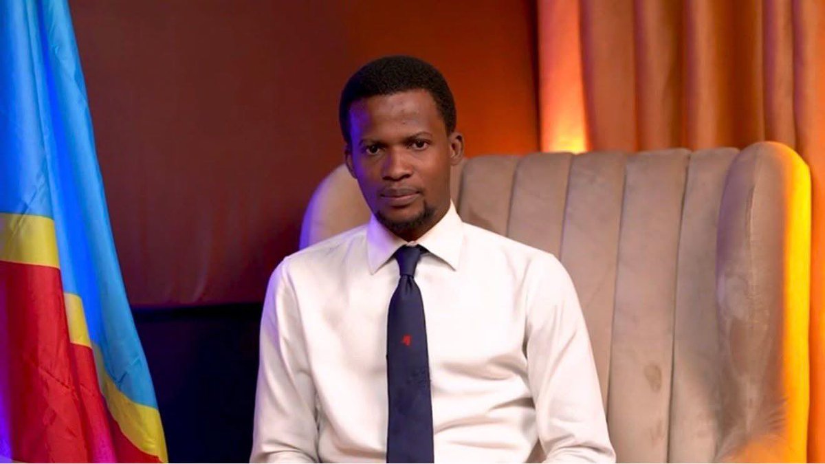 LamikaJoel's tweet image. Ce matin encore, mes pensées vont vers toi, cher @OnokombaO157.
 Elles vont aussi vers la douleur que ce #régime fait peser sur ta famille, tes amis et tous ceux qui t’aiment.

Tu ne représentes aucun danger pour la République. Ton seul « tort » est d’avoir une voix libre,