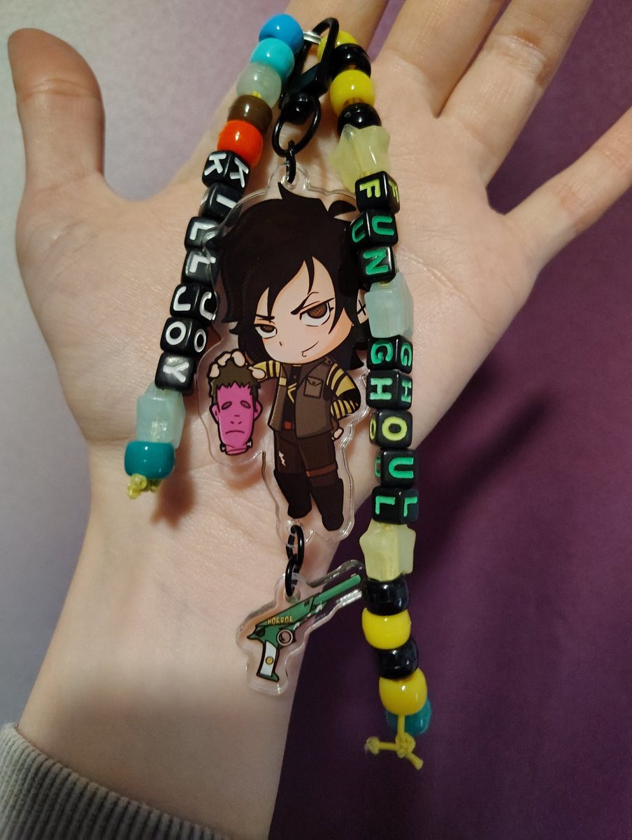 revengevvay's tweet image. i got him last week but i added kandi since he's a gift!!
genuinely i'm so excited for my best friend's reaction
@PlanetaryMason (you'll see my friend's reaction tmrw lmao)