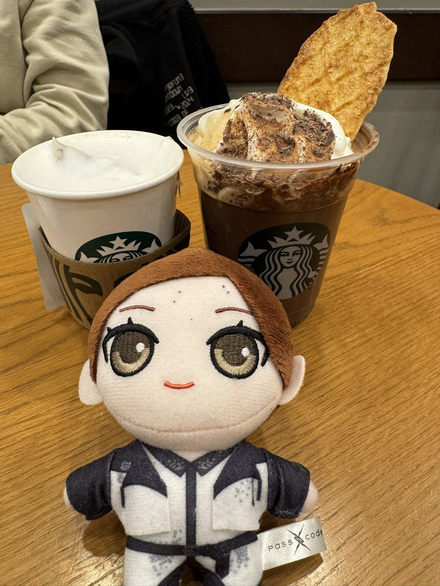 いつものスタバでまったり〜