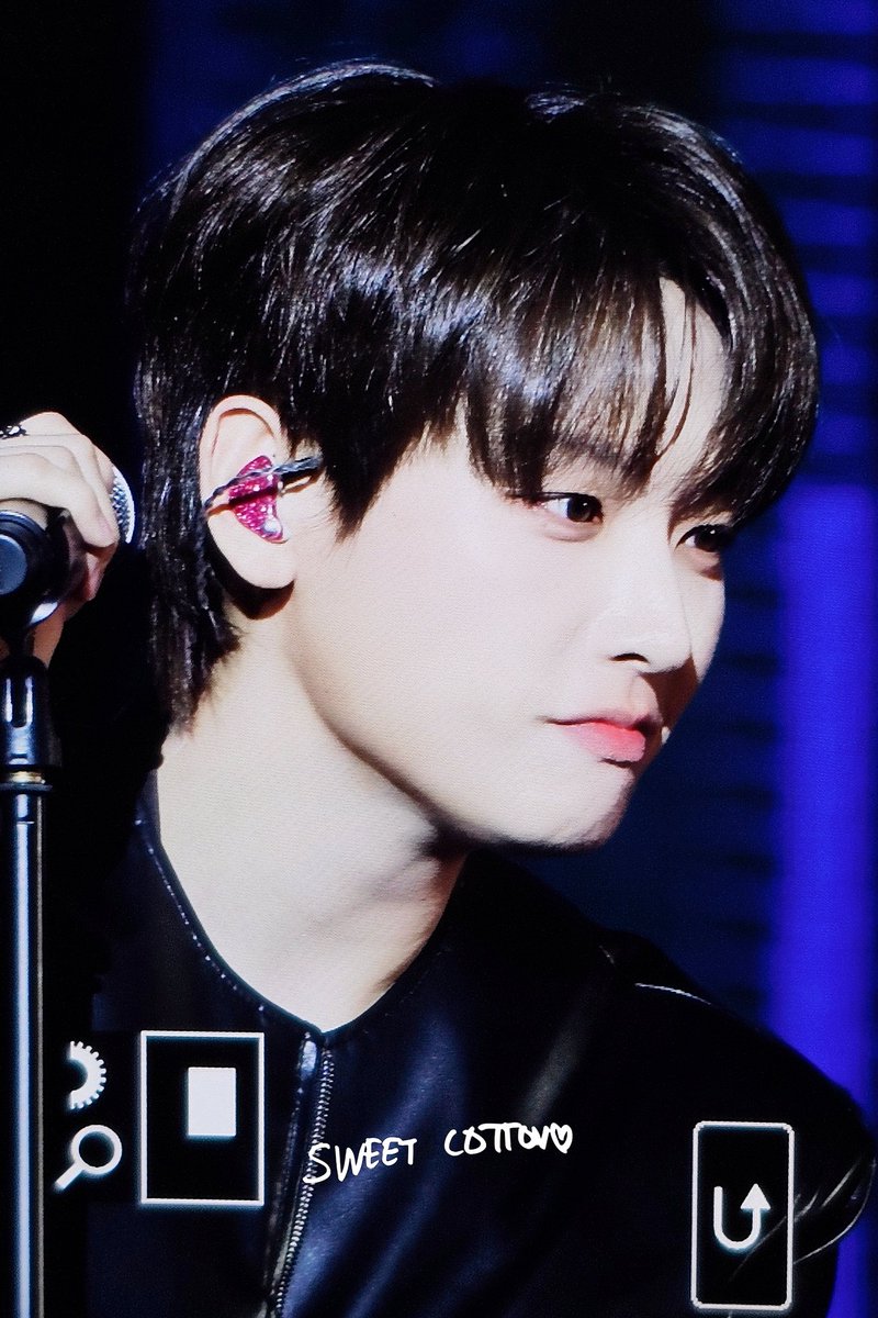 SWEETCOTTON_07's tweet photo. 260131 FIRST MUSIC STATION

락스타🤟🤟

#SF9 #인성 #INSEONG #インソン https://t.co/imWfhgOPT2