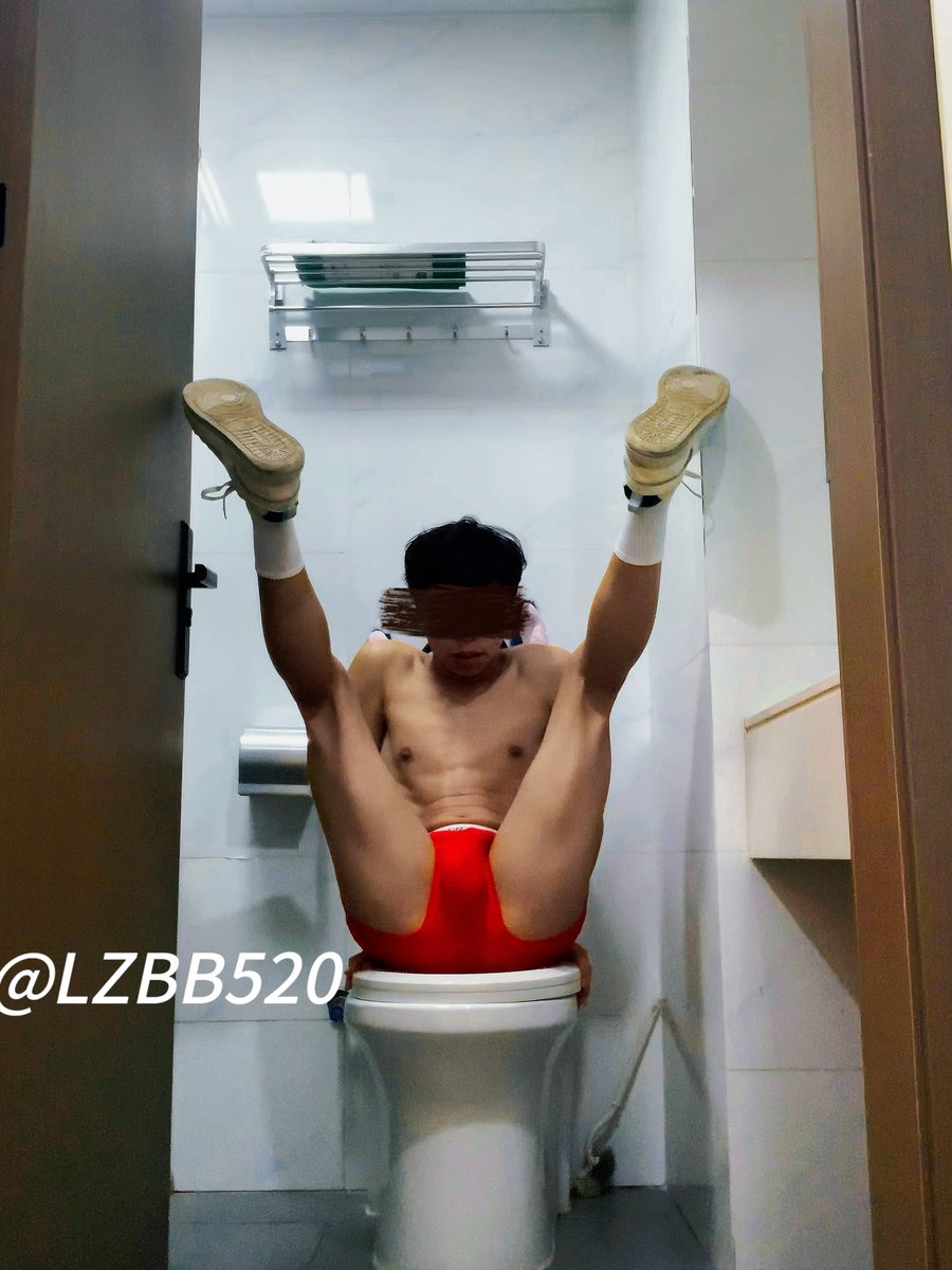 ❤️看吧骚货！ 这就是你骚爹！
#反差 #s #骚主 #门槛 #PREP #线下可约