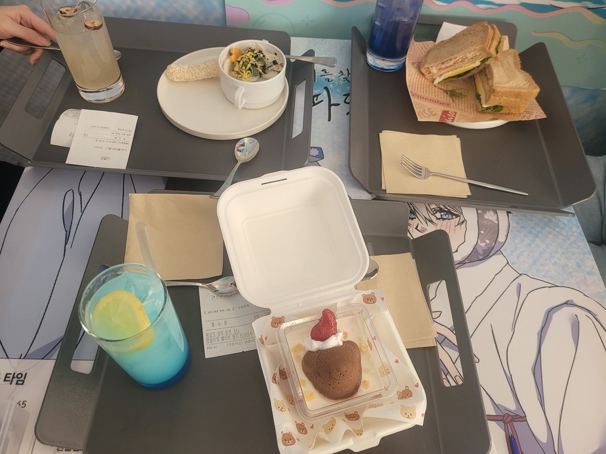 #너를찾는파도 #너찾파 #너찾파앵콜전 #콜라보카페 #청연 #투니크