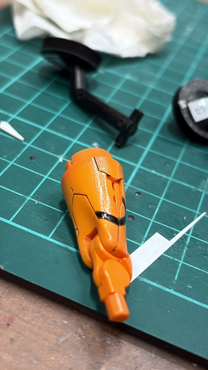 昨日塗ったウレタンクリアがなんか変になってるとこを整面 リカバリ