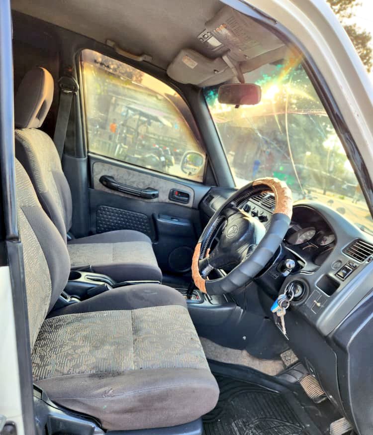 Eng_Matarra's tweet image. RAV4 OLD MODEL 🔥🔥

REG" #CBN

▪️Cc. 1990
▪️Full Ac 🌧
▪️Engine-3S
▪️Sport Rims 🛞 
▪️Full Documents ✅️ 

#BEI - MIL 9.8

IPO DAR 

NIPO NAYO 24HRS 
GARI YANGU NJOO TEMEKE 

CALL 📞 📲-0793022184
WHATSAPP-0719542184