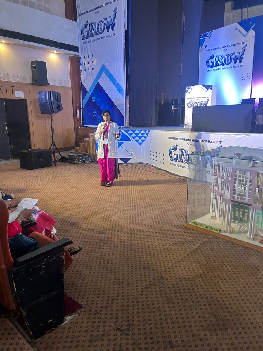 GROW_GMC's tweet photo. Because doctors need RHYTHM too! JAM session at #GROW
Beyond lectures- connecting through music. #medicine #music #magic #doctorsunplugged https://t.co/jADkkDnwWF
