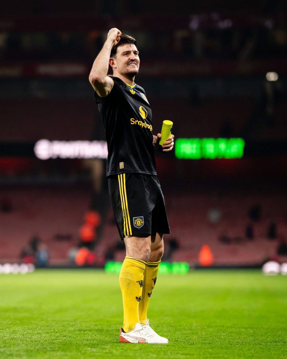 UtdForever7's tweet photo. ▪︎ Got memed for years. Got ridiculed whenever United lost a match. Constantly criticized.
▪︎ Received a Bomb Threat 
▪︎ Made a reference at a parliament in Ghana
▪︎ Stripped off his captaincy 
▪︎ Court case in Greece for defending his family members

Harry Maguire’s mental strength needs to be studied. The guy endured every form of insult and abuse for years, so much that his mum would cry whenever she saw him. 

Yet he never lashed out, never played the victim. He kept his head down, stayed professional, worked hard, and rebuilt his career. Now, he’s back to being one of United’s most important players. 

#MUFC