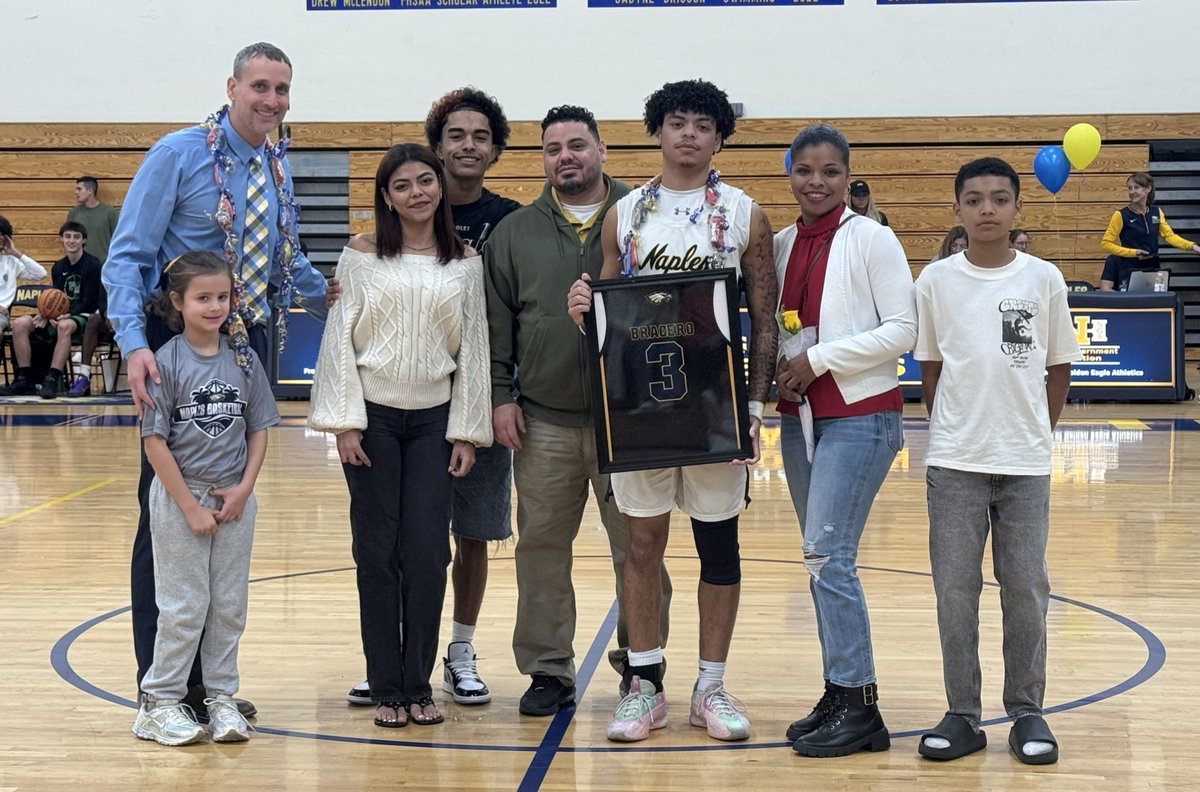 Naples High School tweet media