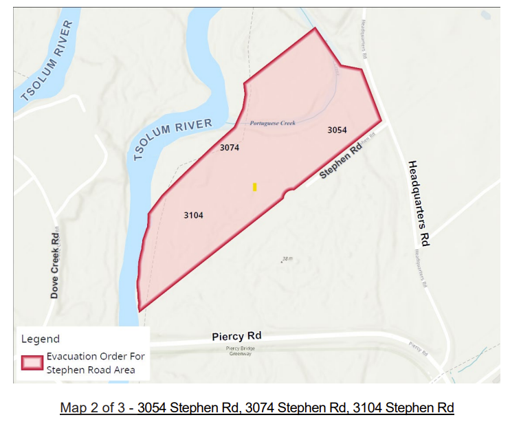 EmergencyInfoBC's tweet photo. The #Comox Valley Regional District has issued an Evacuation Order for Maple Pool Campground & some properties on Stephen Rd. & Headquarters Rd. due to the immediate danger to life safety caused by flooding. 
Impacted people must evacuate NOW. 
Evacuees can access support at the reception centre at Native Sons Hall, 360 Cliffe Avenue, Courtenay.
More info & map: https://t.co/qB7gkrp6z2
#BCFlood