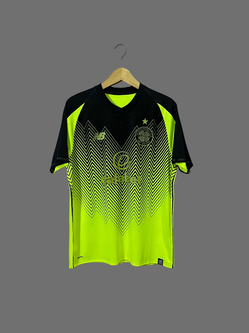 #jersey4sale 
 
Celtic Away 18/19
Size M (72x54)
- noda

325.000