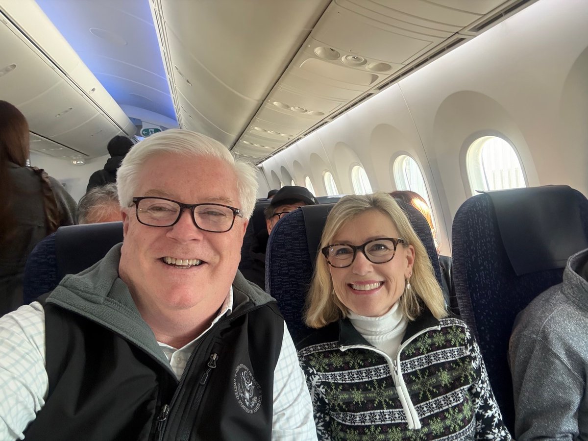 USAmbJapan's tweet image. Hokkaido, here we come! On our way to Sapporo’s famous Snow Festival. ⛄️@America250 @Freedom250 @welcomesapporo