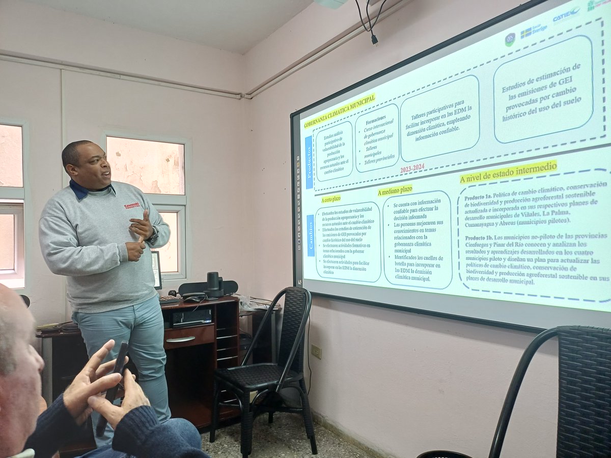 CIENPINOS tweet media