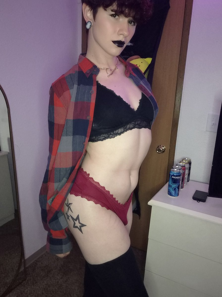 Vboy343's tweet photo. Where are you biting ;3
#LGBTQ #nsfwtwtًً https://t.co/AY6nghojBv