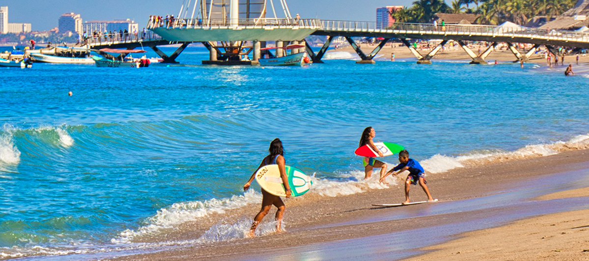 Diciembre en Puerto Vallarta trae un clima ideal y actividades que llenan de vida cada rincón. Perfecto para desconectar y dejar que el lujo relajado te envuelva. 🌴🍹

.
.
🔗 pinnacleresortspv.com/es/blog/diciem…
.
#puertovallarta #luxuryresorts #vallarta