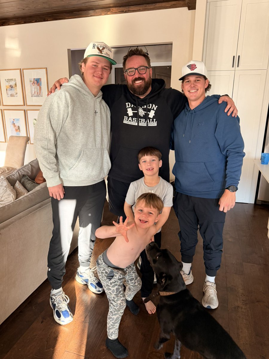 Clay Cox tweet media