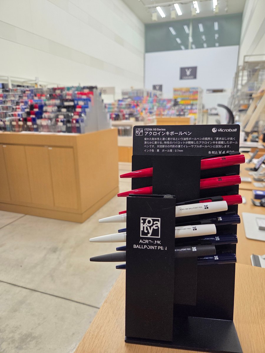 Ginza_Itoya's tweet image. G5Fリニューアル中。

G.Itoya5F

#B1Fインスピレーションホールにて
#営業中
#ノートはG4F
#伊東屋
#110アクロボールペン
#ペンタワーがお出迎え
#少しコンパクトな店内ですが
#一度お立ち寄りください
＃G5F写真部