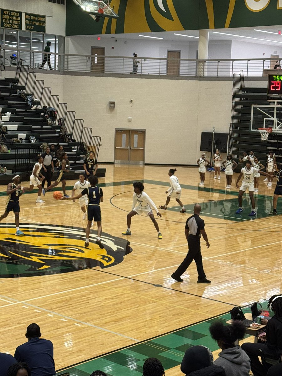 DT Media Group tweet media