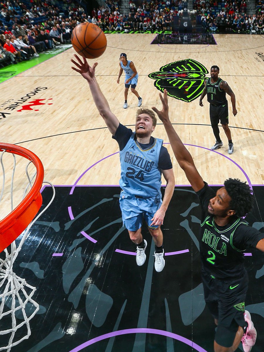 𝐅𝐢𝐫𝐬𝐭 𝟏𝟐 𝐢𝐧 𝐭𝐡𝐞 𝐛𝐨𝐨𝐤𝐬 ✔️
📺 @FDSN_Grizzlies
END Q1 | MEM 32, NOP 28