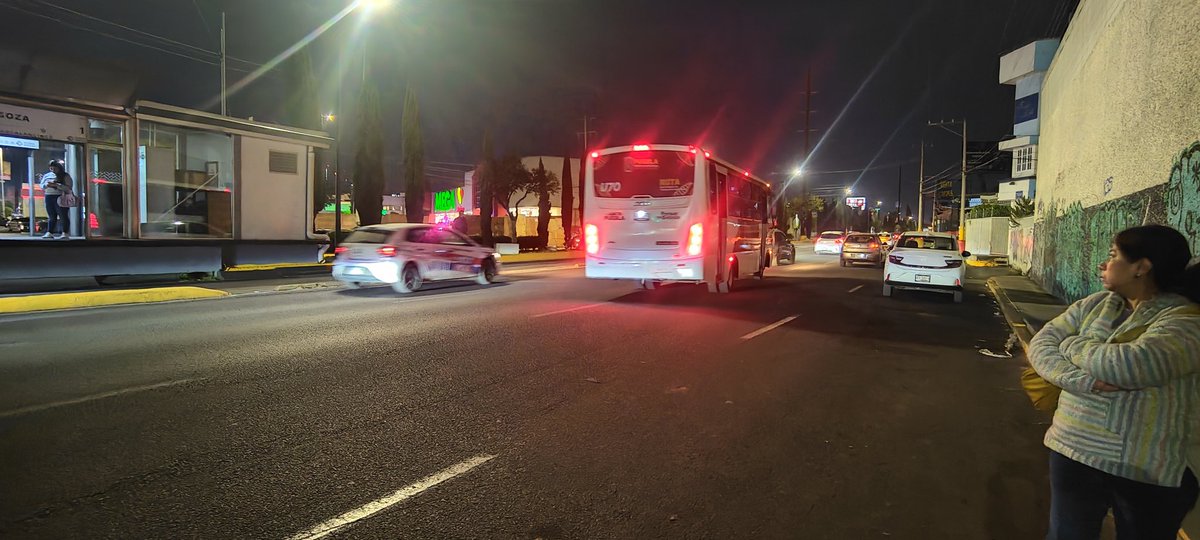 <a href="/alexissolano12/">alexissolano</a> <a href="/CarreterasPue/">Carreteras de Cuota Puebla</a> <a href="/Hechizero_38/">★·.·´HeChIzErO`·.·★</a> <a href="/RUTA_Puebla/">RUTA Puebla</a> <a href="/Trafico_Puebla/">TraficoPuebla</a> <a href="/macopuli/">Tablón</a> misma situación del ruta 8a y 9@ un que te vallas a otro punto no paran más 30 minutos y las unidades ni sus luces es evidente que es incompetente el servicio años así