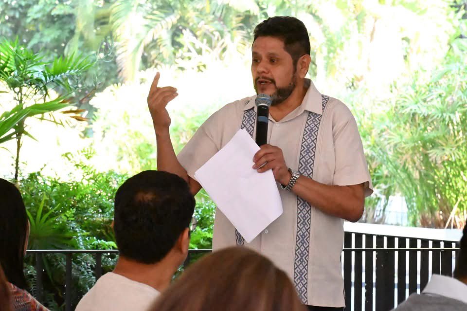 CoevalMorelos's tweet image. El servicio público debe estar en constante formación y capacitación, por ello te compartimos que 70 servidores y servidoras públicas del @GobiernoMorelos participaron en el foro: Reglas de Operación para el Bienestar de Morelos. 
#LaTierraQueNosUne