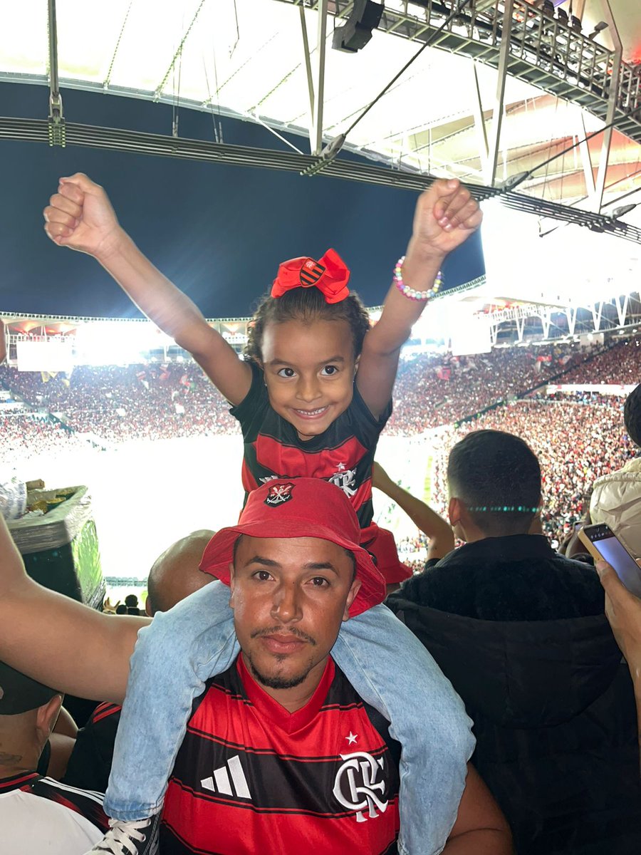 VertiinCrf's tweet photo. Ensina a criança no caminho em que deve andar, e, ainda quando for velho, não se desviará dele" (Provérbios 22:6)
Te amo filha 🖤❤️ https://t.co/73IDFRzS4u