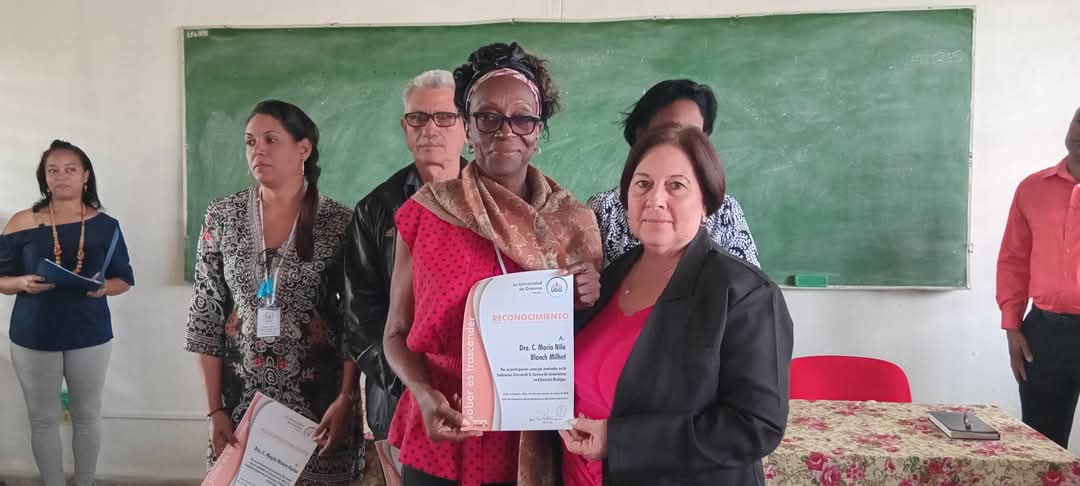 CubaMES's tweet photo. Mensaje de la dirección de la @Universidad_UDG 👇

#SaberEsTrascender y reconocer el cariño y profesionalidad con que trabajaron en estas jornadas de evaluación externa, es muestra de respeto y consideración.

¡Felicidades!

ℹ️📷 #UDGranma
#Cuba #UniversidadCubana #MES50Años https://t.co/A0Fe1ORUF1