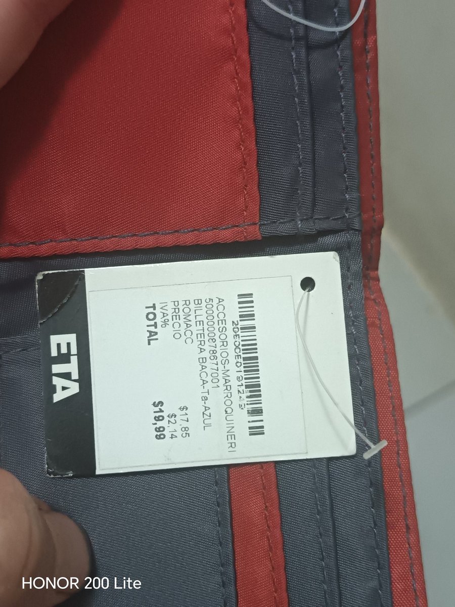 hola soy un joven con discapacidad intelectual 45% soy comerciante vendo billeteras marcas totto nuevas y originales marca totto llamar al 0987838229 haz tu magia x $25 dolares cada 1 de esta manera me. Gano el dinero honestamente no. Me critiques y juzgues dame la mano hermano