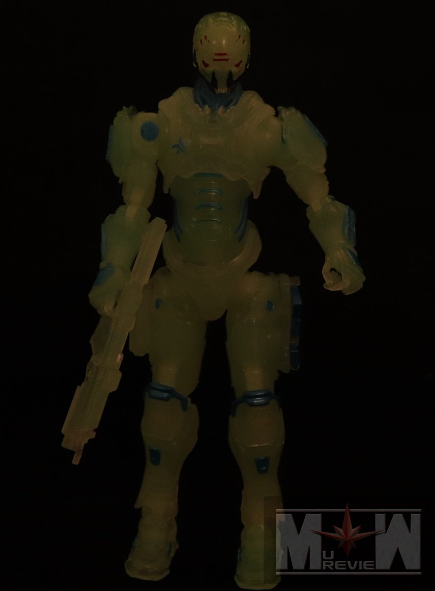 MUReview tweet media