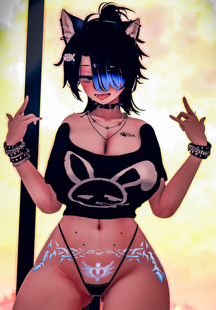 FroHelix's tweet image. I don't know what to say....Hello~ 🐈‍⬛