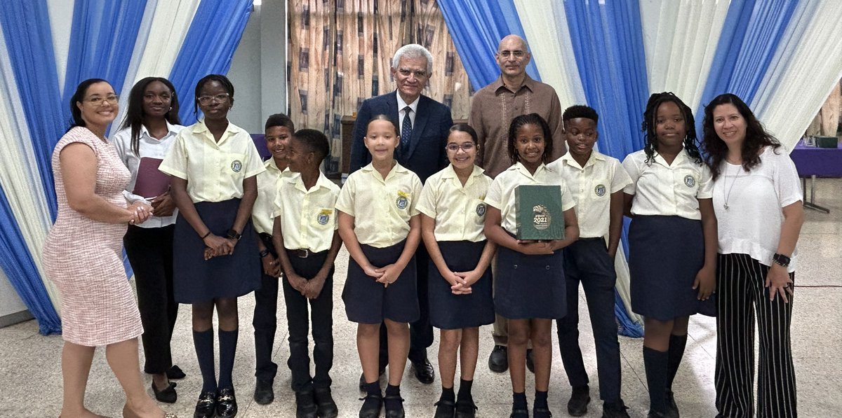 The Embassy of Mexico to Jamaica wishes to thank The Kingston and St. Andrew Parish Library for its collaboration in the cultural activity that took place on January 20, 2026, to publicize the work of the National Commission for Free Textbooks (<a href="/Conaliteg/">Conaliteg SEP</a>) in Mexico that, for