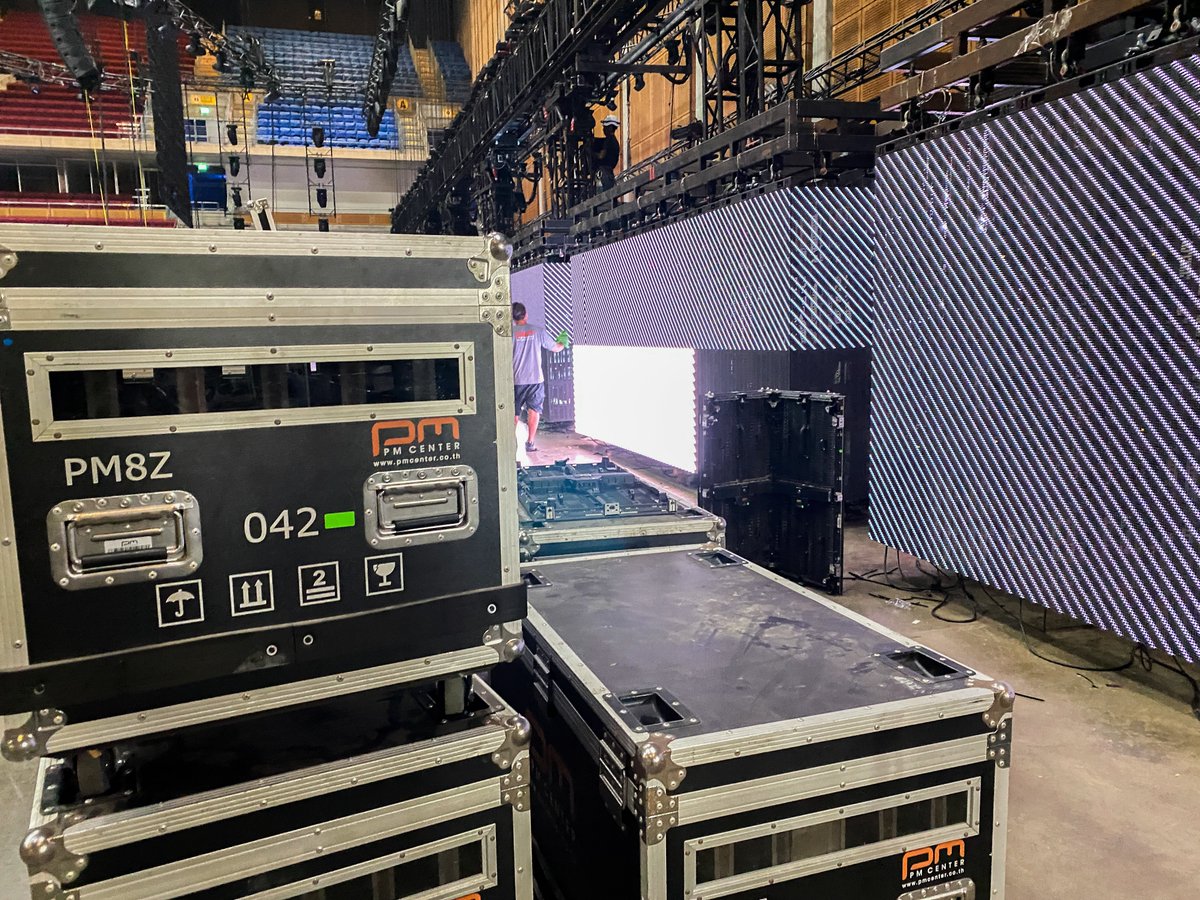 PMCenter_th's tweet image. 🗓️ วันที่ 24 ม.ค. 2569
📍 Impact Arena
🙇‍♀️ ขอขอบคุณ bROTHERS Music &amp;amp; Dreamers Society Management Co.,Ltd. ที่ให้เราได้มีส่วนร่วมในครั้งนี้
🧡 #LED by #PMCENTER