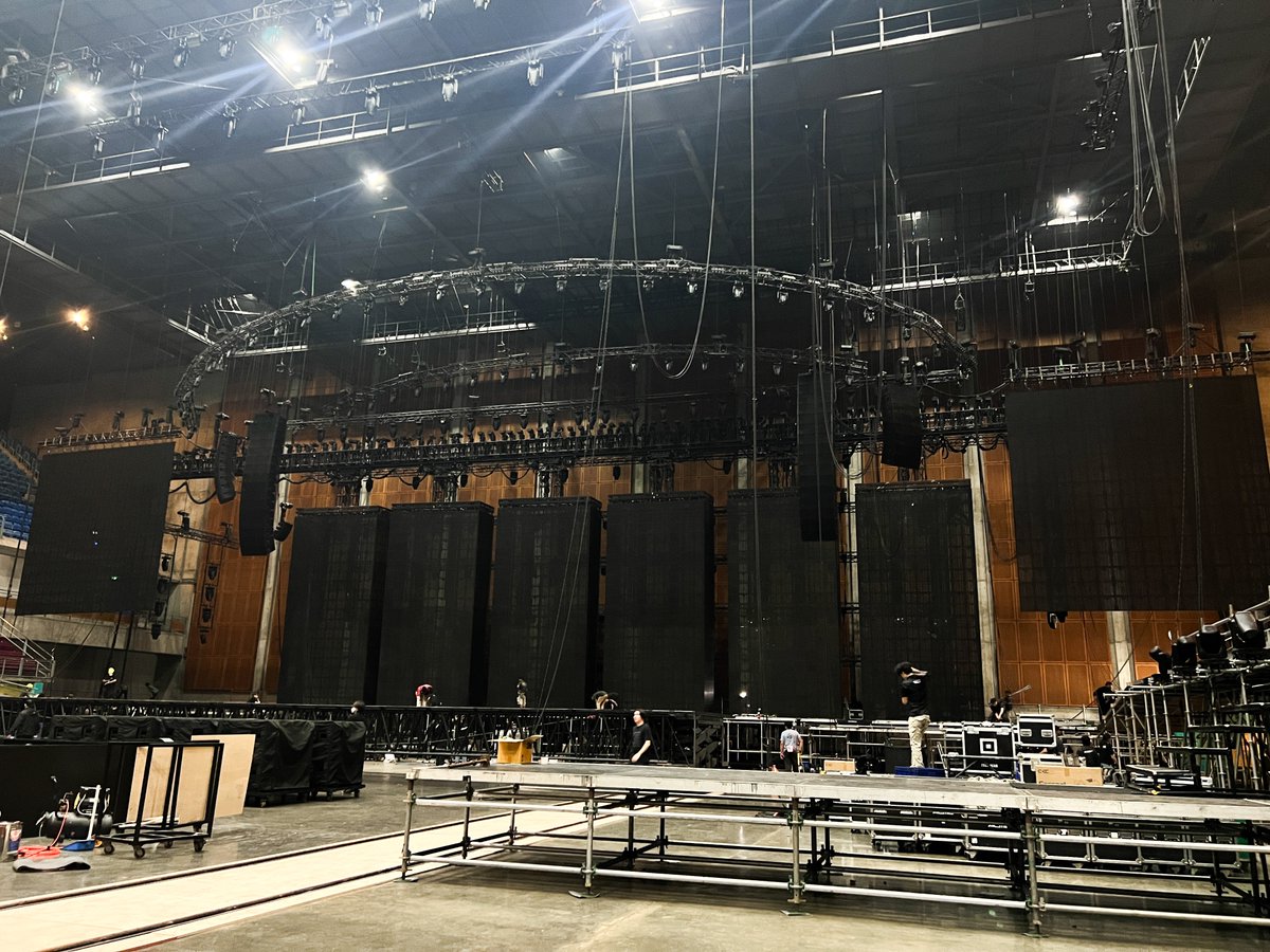 PMCenter_th's tweet image. 🗓️ วันที่ 24 ม.ค. 2569
📍 Impact Arena
🙇‍♀️ ขอขอบคุณ bROTHERS Music &amp;amp; Dreamers Society Management Co.,Ltd. ที่ให้เราได้มีส่วนร่วมในครั้งนี้
🧡 #LED by #PMCENTER