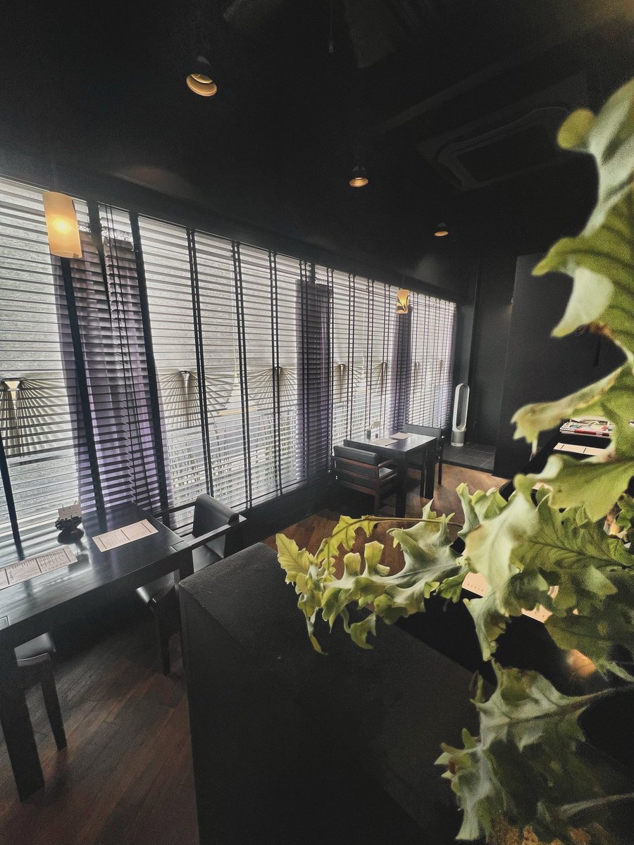 PancakeWorks's tweet image. おはようございます☁️体感温度０℃奈良です。寒いけどお天気そうで良いですね！
今週末も苺が全力待機してます🍓🍓🍓
よろしくお願いします😋

★２月定休日→毎週水曜日、木曜日
★ラストオーダー→15:30