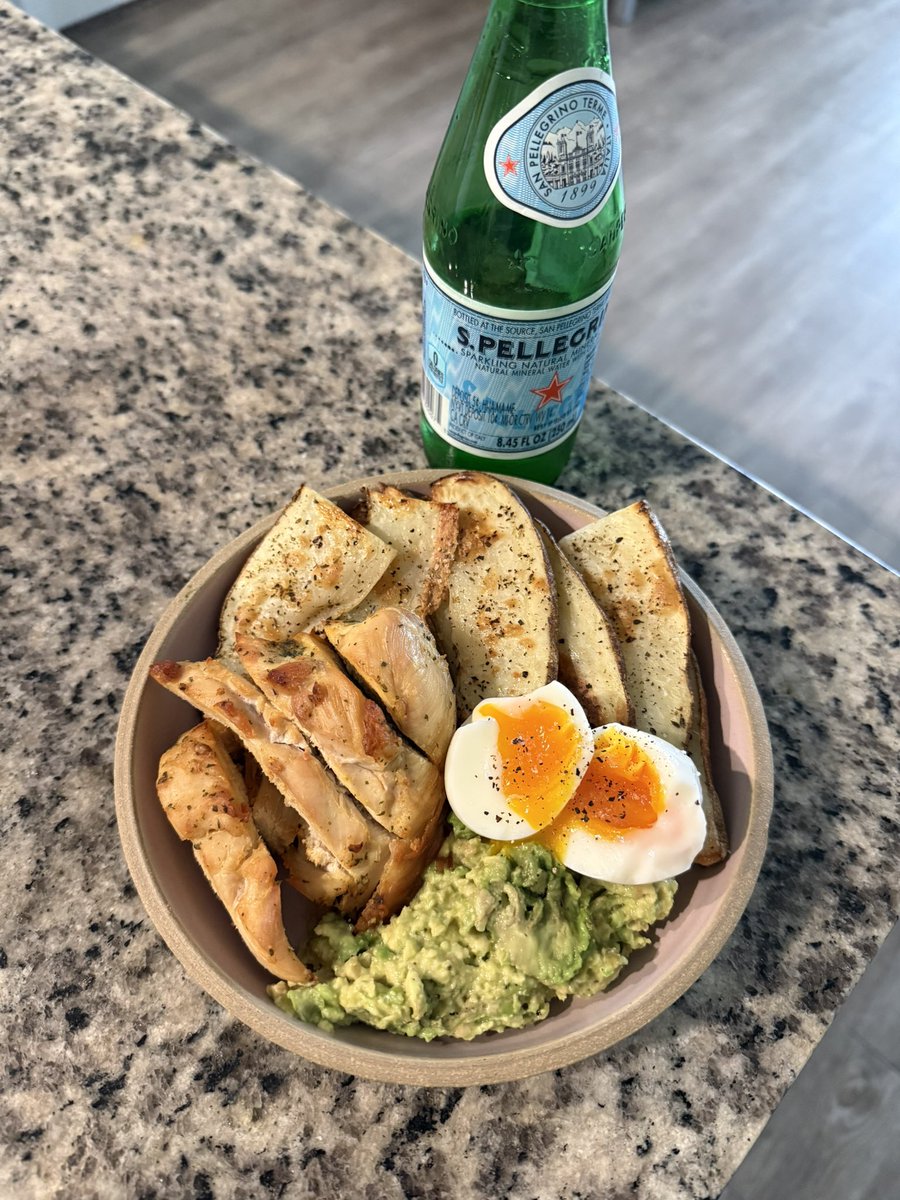 adnauseams's tweet image. gym bros just want to be miserable, or they don’t know how to cook.