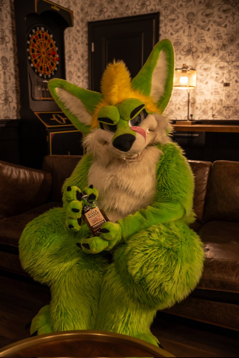 Ascari Husky @FurDu/FWA/AO/AC tweet media