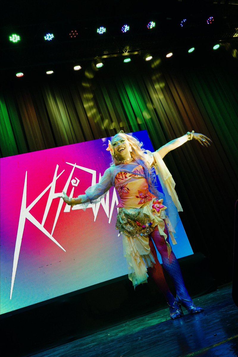 khiannapologist's tweet image. KHIANNA LARSSON