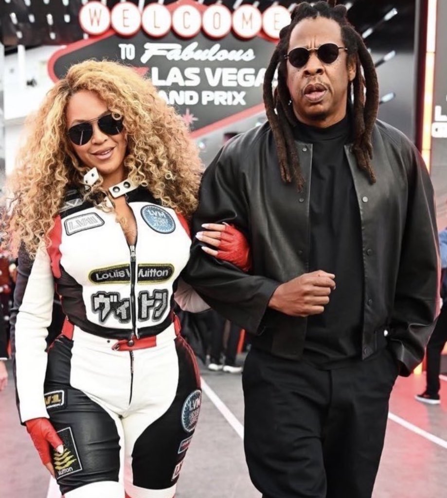 Pop Media tweet media