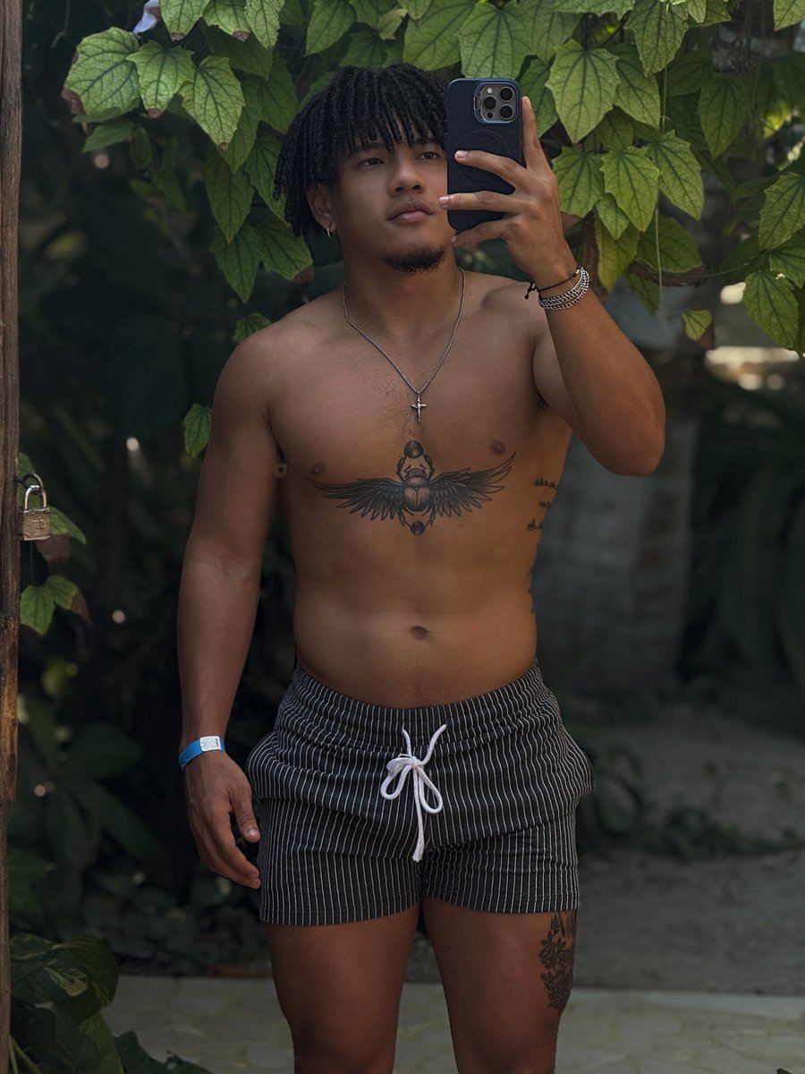 Alejandro. 30k 💎 tweet media