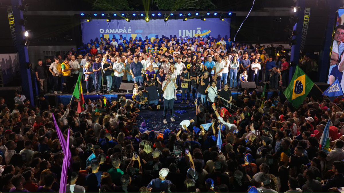 O ato de filiação do gov. <a href="/Clecio_Luis/">Clécio Luís</a> ao <a href="/uniaobrasil44/">União Brasil 44</a> foi gigantesco e marca a história como o maior que já teve no Amapá até hoje. Senador <a href="/davialcolumbre/">Davi Alcolumbre</a> conduziu com maestria esse momento histórico! O Amapá é união!