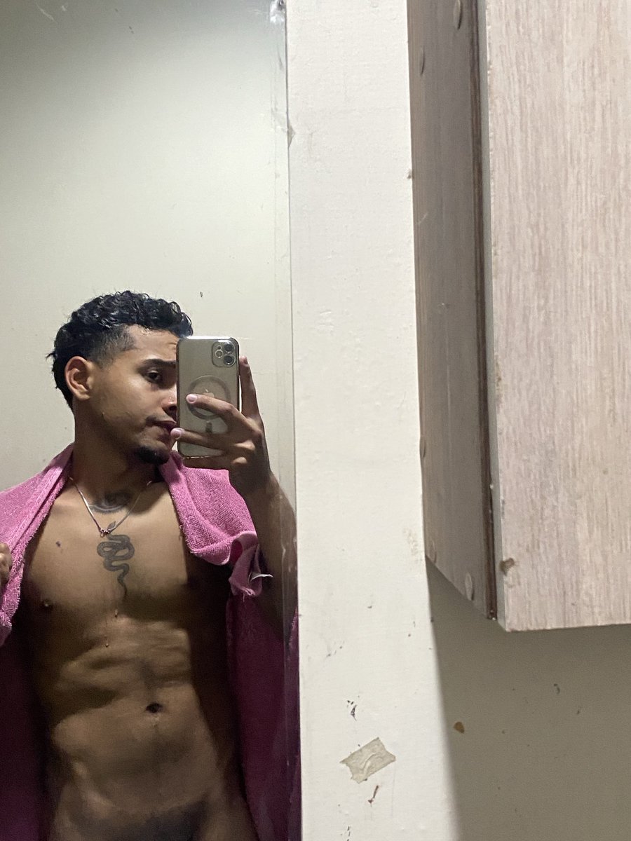 OramasJordan's tweet photo. Nochesss 😶‍🌫️ https://t.co/UU46jBV2Jv