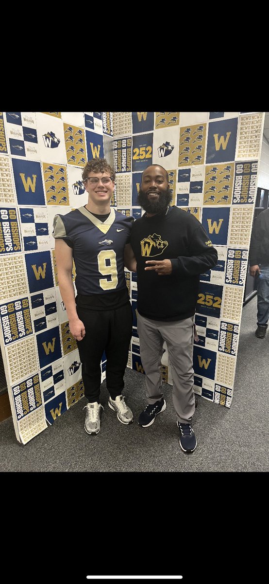 Had a great visit at <a href="/NCWesleyanFB/">NC Wesleyan Football</a>! Thank you <a href="/CoachBunn_/">DJ Bunn</a> for the invite and the hospitality! <a href="/GlennFootball14/">Glenn Football</a> <a href="/CoachGreen76/">Coach Green</a> <a href="/Coach_Agee53/">Austin Agee Sr</a> <a href="/bigrock70/">Rodney Alexander</a>