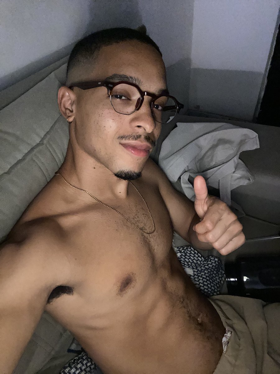 Victinho que vai comer seu c*zinho tweet media