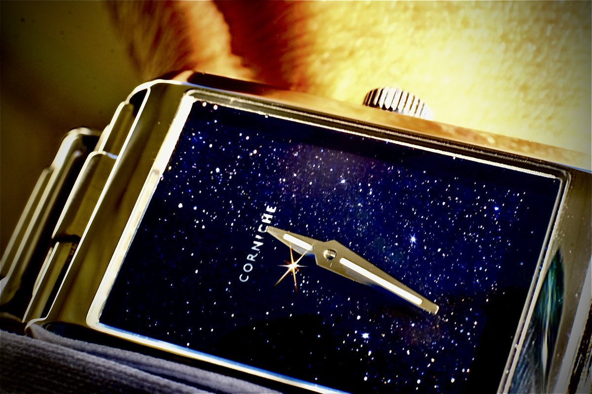VgWtDsm3GP7Tyc7's tweet photo. ブランド初のレクタングルケース
5種類の中から
購入したモデルは
アベンチュリン ヴィジョネア
ビジュいいじゃん
#コーニッシュ
#cornice visionnaire
#forstner band
https://t.co/mo0njJuFJ8 https://t.co/lPiA7nInyH