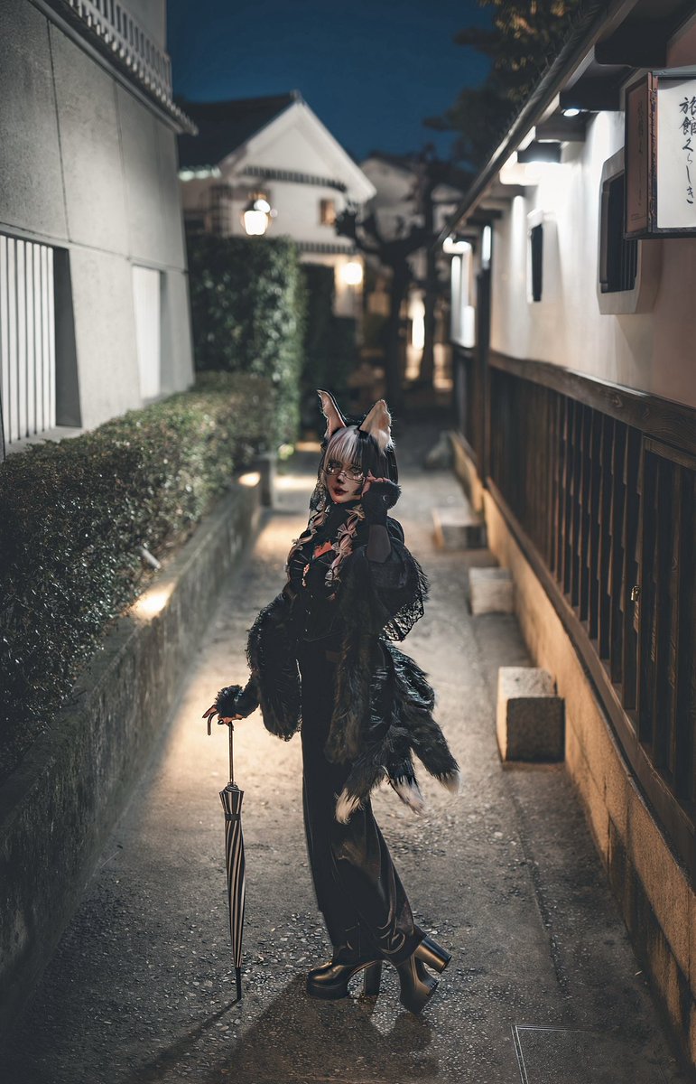 comet_45's tweet photo. 【 Cosplay／創作 】

夜に紛れるお狐様

📸:お魚さん( Thanks!! ) https://t.co/bl0YuPQwJV