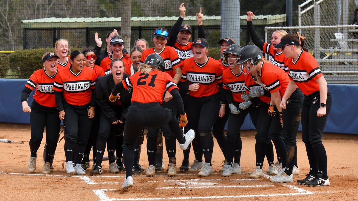 🥎AUM Softball tweet media
